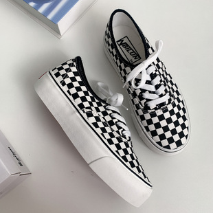 2023 Spring New Thick-Soled Korean Style Women's Checkered Canvas Shoes Slip-On Loafers Ruian Vulcanized Skate Shoes