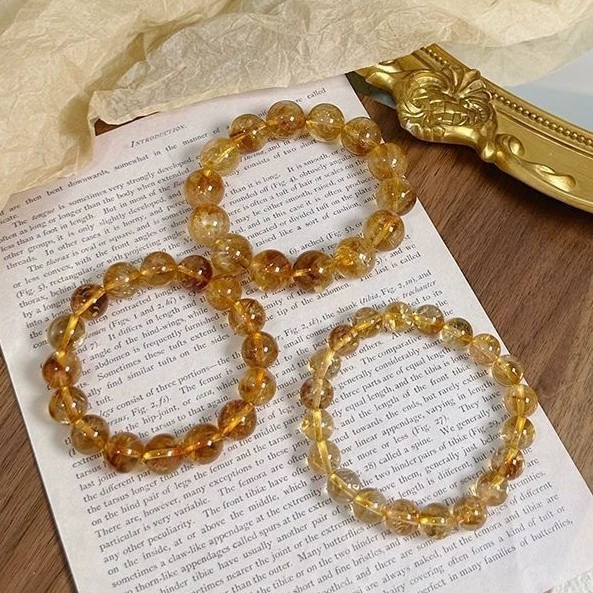 Organic universal one bead bracelet for beloved, simple and elegant design, for luck