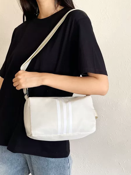 Trendy Fashion Shoulder Bag, Striped Simple Texture Pillow Bag, Large Capacity Casual Sports Commuter Shoulder Crossbody Bag