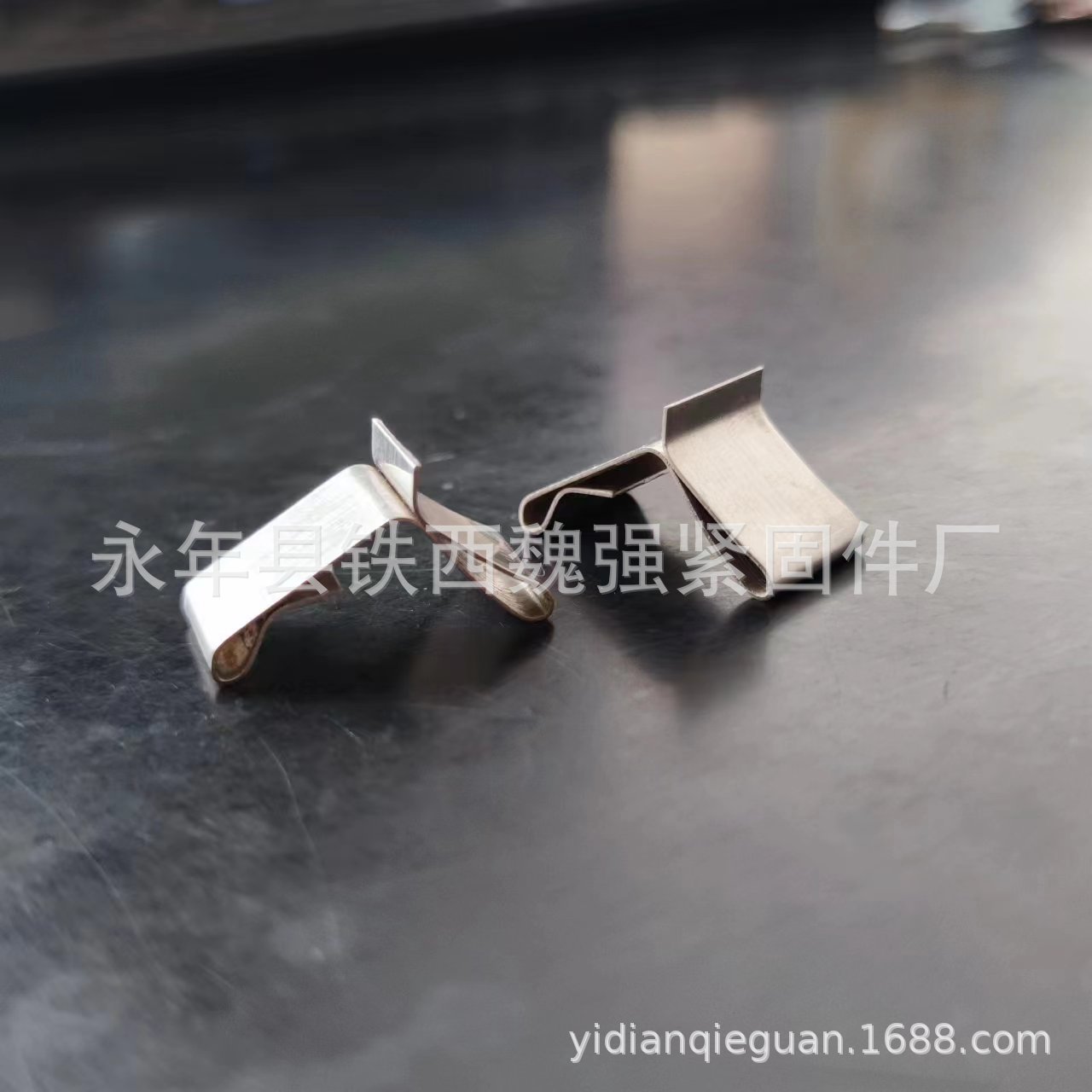 桥架线槽 固定盖板专用 免焊锁扣 槽夹 不锈钢304卡扣 模压免焊扣