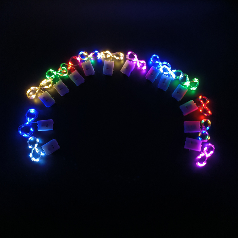 Cadena de luz LED pequeña caja blanca de cuatro paradas ajustable de alambre de cobre caja de regalo para hornear ramo de flores pastel de Navidad luces de colores decorativas