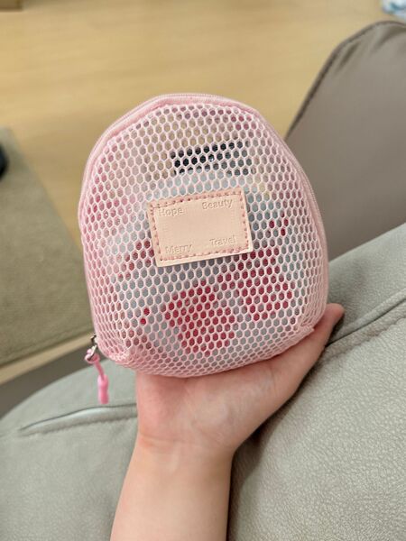 新款纯色贝壳化妆包高级感网纱口红收纳包多功能透明洗漱包