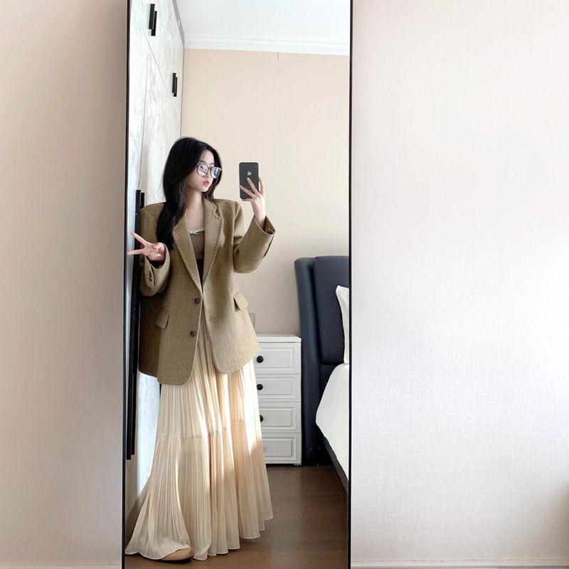 卡其色西装外套女2025新款气质早秋高级感面试百搭韩系显瘦西服潮|undefined