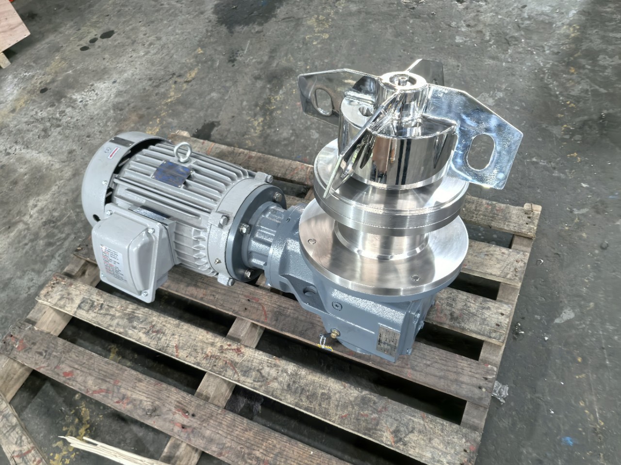 不锈钢卫生级罐底磁力搅拌机  下磁力液体搅拌器机