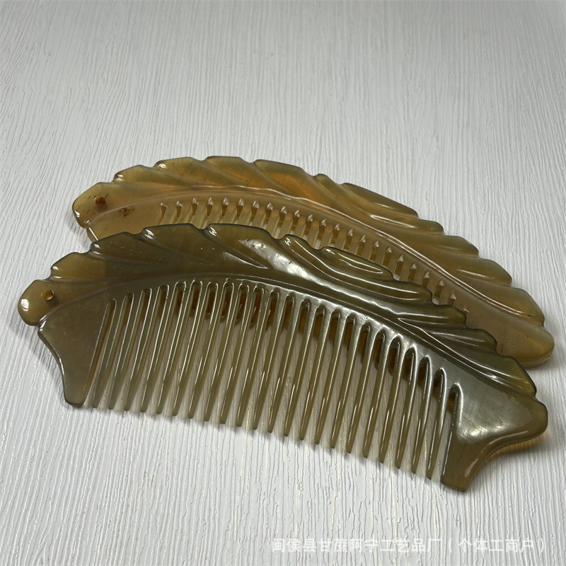Carved Horn Massage Comb Thick Buffalo Horn Comb Dolphin Craft Design Gift Comb 10-15cm key features
