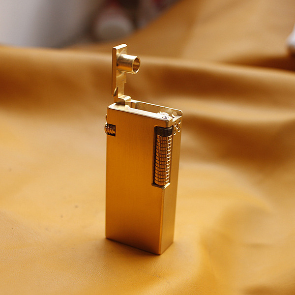 Men's brass hydraulic ultra thin windproof design lighter side-wheel…