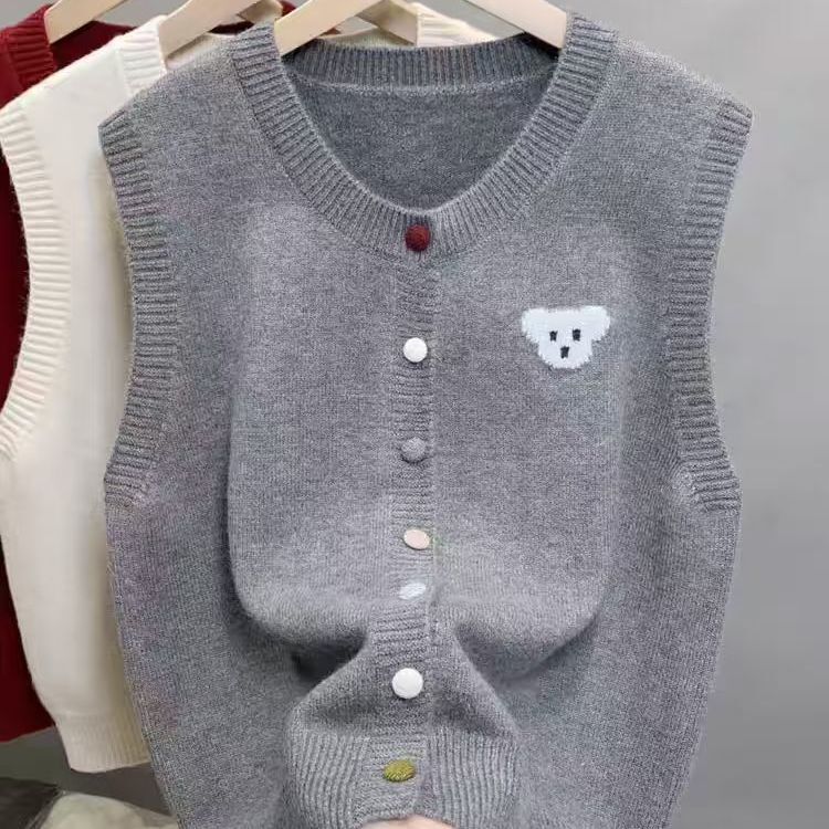 2025 Women's Spring & Fall New Style Layered Loose Round Neck Embroidered Sleeveless Single-Breasted Knitwear Knitwear Vest