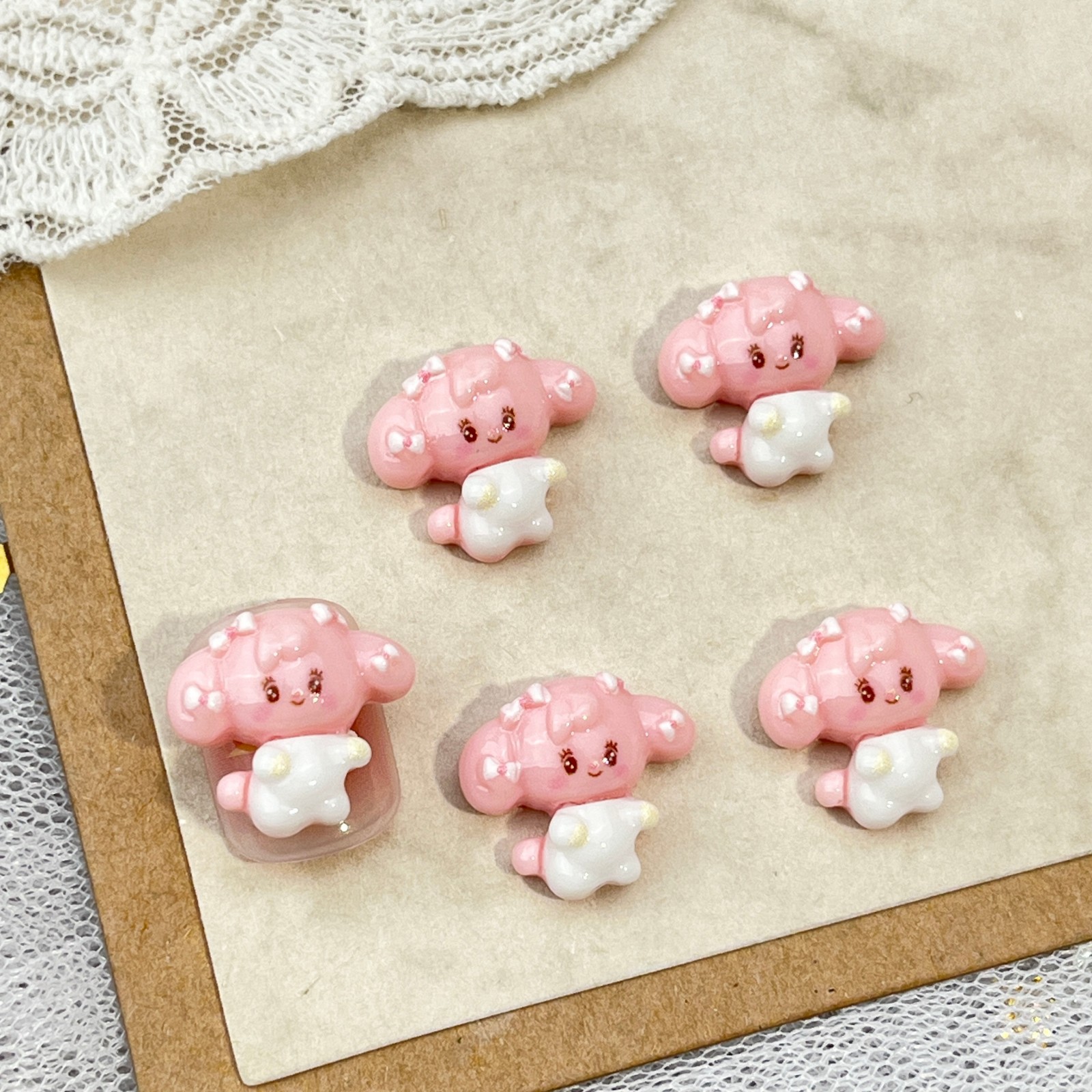 #9 단색 흰색 옷