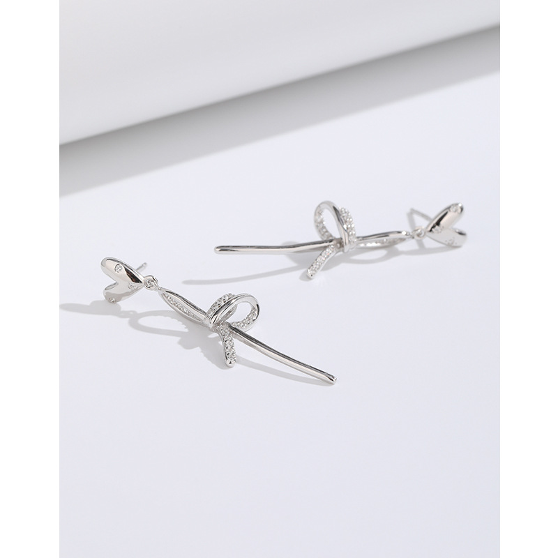 925 plata esterlina encantadora arco pendientes para las mujeres nicho diseño nuevos pendientes largos elegante joyería del oído de alto grado