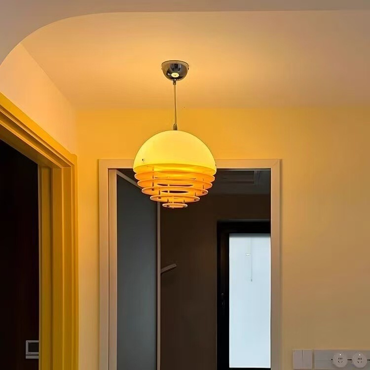 Vintage Cream-Style Sunset Orange Restaurant Chandelier Bauhaus Bar Island Memphis Designer Bar Lighting Vintage Cream-Style Sunset Orange Restaurant Chandelier Bauhaus Bar Island Memphis Designer Bar Lighting