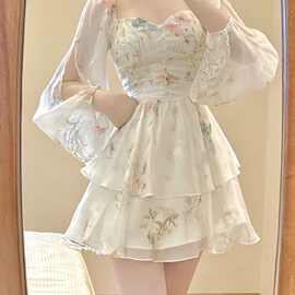 防晒雪纺碎花连衣裙女高级感气质仙女不规则裙收腰小个子短裙