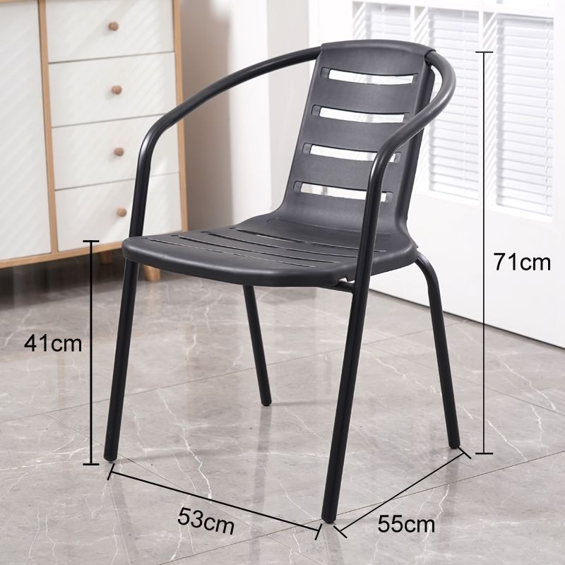 Silla bordeaux hueca (negro a partir de 2)