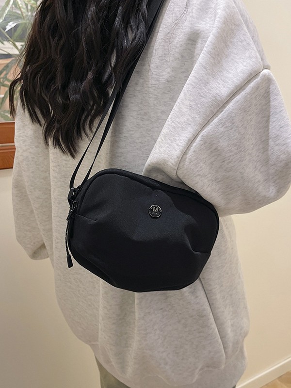 Nuevo tipo de tela de nylon, bolso de pecho deportivo de alta calidad, bolso de hombro de gran capacidad, bolso de tela ligero