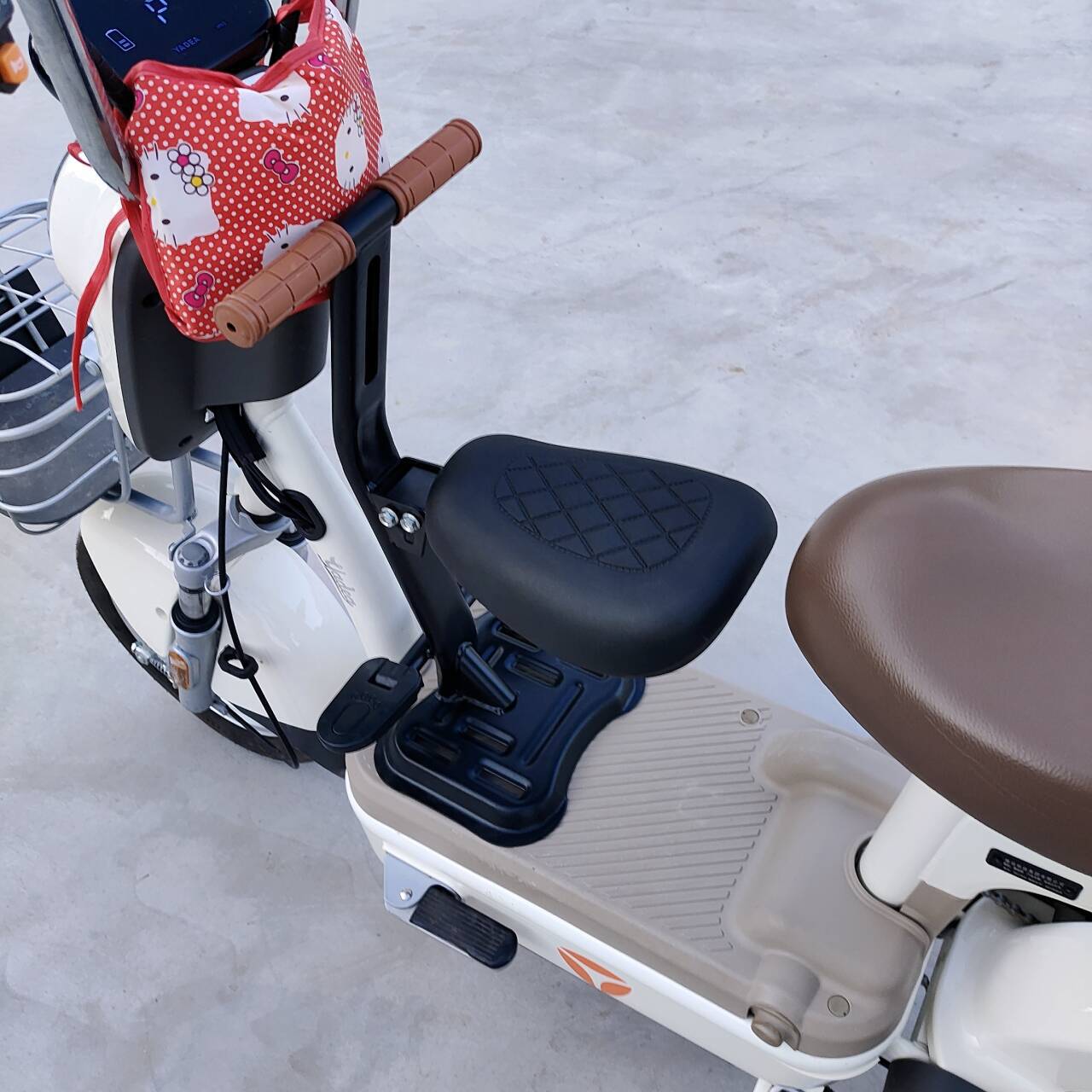Electric Car Child Seat Front Baby Battery Car Small Electric Car Safety Seat Foldable Stool Thickened Wholesale