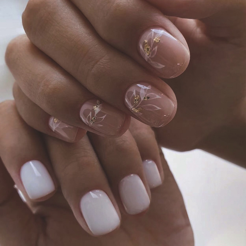 White skin double-piece short Square finished wear nail nail patch spring and summer platinum leaves design simple beautiful fake nails