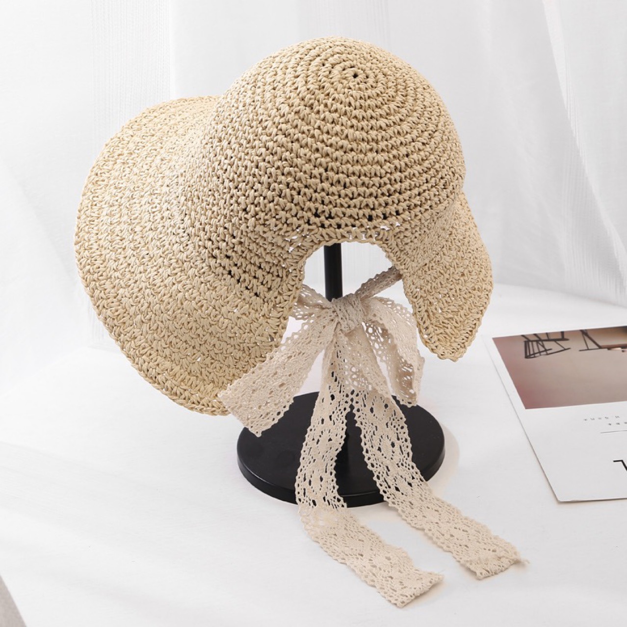 Women's Simple Style Solid Color Wide Eaves Straw Hat display picture 3