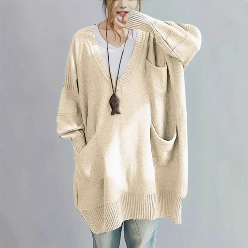 Lazy-style loose V-neck turtleneck mid-length knitted dress with long sleeves, outerwear sweater