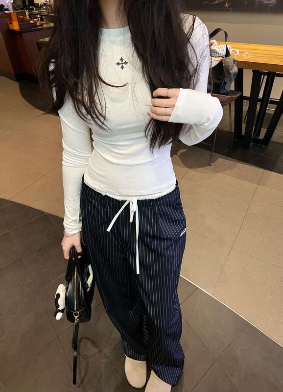 美式辣妹运动白色长袖T恤女夏季2025新款十字架正肩显瘦修身上衣|undefined