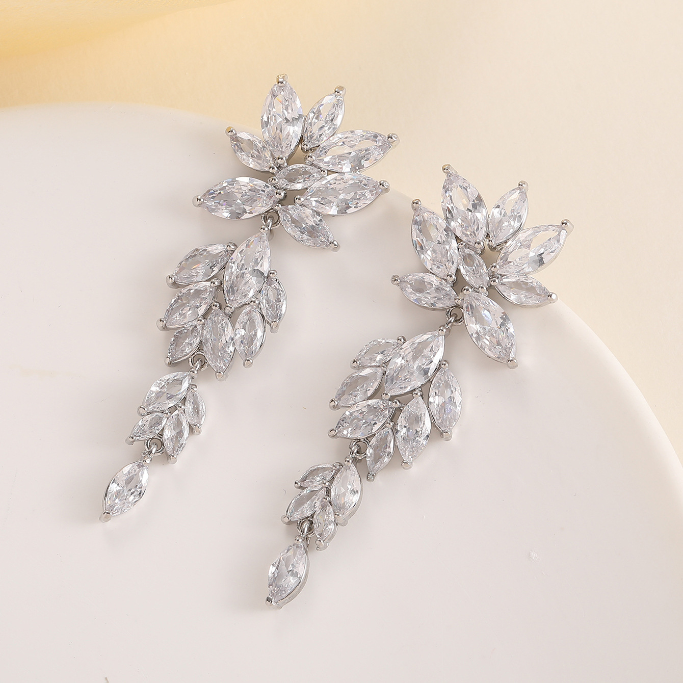 欧美时尚气质长款铜镶锆石耳环女跨境礼服婚礼新娘配饰耳饰品批发