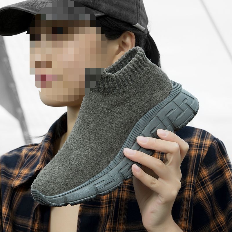 Muchos zapatos deportivos para caminar otoño y invierno super suaves y ligeros para hombres y mujeres antiodor y antideslizante con un pie de zapato casuales para caminar.