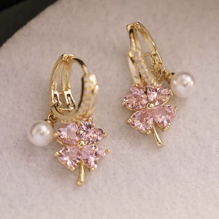 Fuchsia zirconium, universal earrings from pearl, bright catchy style, high-quality style, light luxury style, 2023 collection