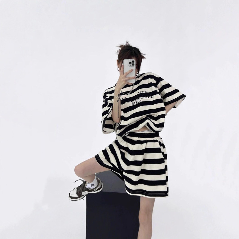 Black and White Striped Short-Sleeve Top + Shorts Chanel-Style Two-Piece Plus-Size Women's Set Fashion Casual Sports Suit for Women Black and White Striped Short-Sleeve Top + Shorts Chanel-Style Two-Piece Plus-Size Women's Set Fashion Casual Sports Suit for Women