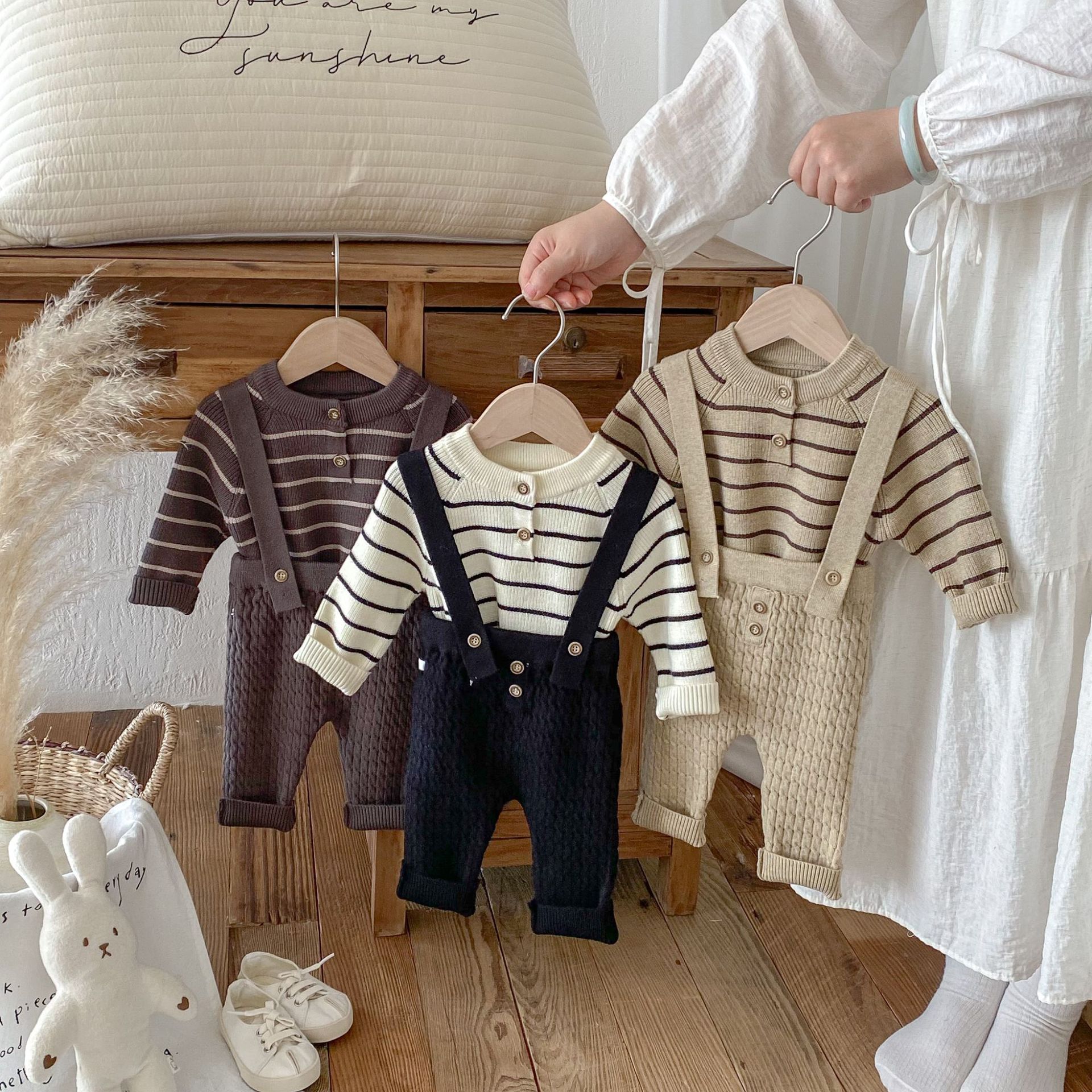 Autumn children's knitted set
