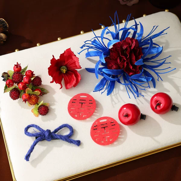 Ancient Style Hair Accessories for Brides, Suitable for Wedding Attire, New Chinese-Style Faux Flower Hairpin Set, Hanfu Headwear for Engagement