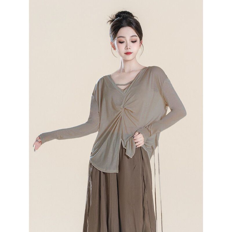 Modern Dance Practice Cover-Up Shirt, Chinese Dance Performance Outfit, Loose Long-Sleeve Top for Dance Students, Suitable for Physical Arts Exams Modern Dance Practice Cover-Up Shirt, Chinese Dance Performance Outfit, Loose Long-Sleeve Top for Dance Students, Suitable for Physical Arts Exams