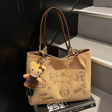 艾米兔女包2026新款百搭简约通勤大容量休闲可爱绣线单肩托特包