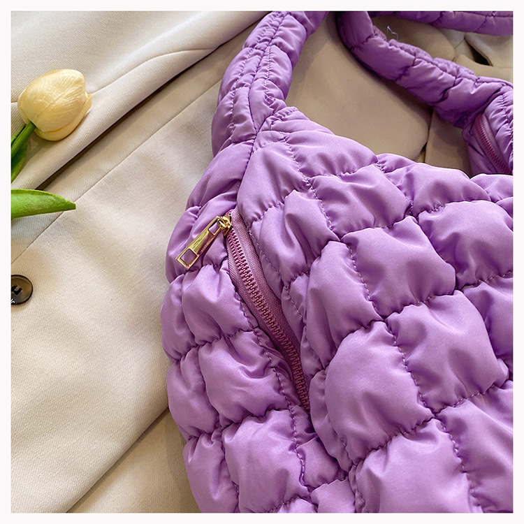 Women's Large Nylon Solid Color Streetwear Zipper Cloud Shape Bag display picture 14