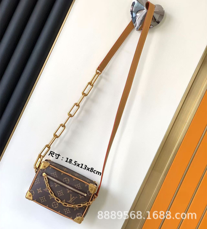 直接供給クロスボーダー m lv メンズバッグレディースバッグブラックウォリアーメッセンジャーバッグ枕バッグチェーンバッグボックスバッグポータブルブリーフケース|undefined