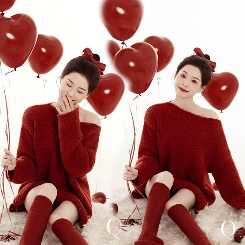 New Photo Studio Christmas Theme Photo New Year Costume Red Sweater Personalized Autumn and Winter Girl Art Photo Photography