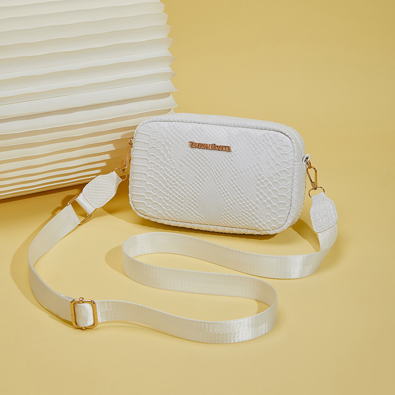 スネークパターンカメラバッグ 2025 女性バッグクロスボーダー VR 女性バッグ卸売多用途携帯電話バッグクロスボディ小さな正方形バッグ|undefined