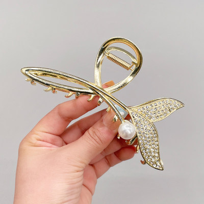 다이아몬드 컷 피쉬테일 큐빅 스톤