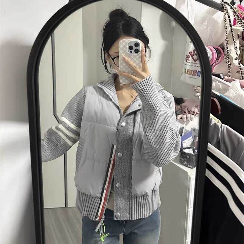 회색