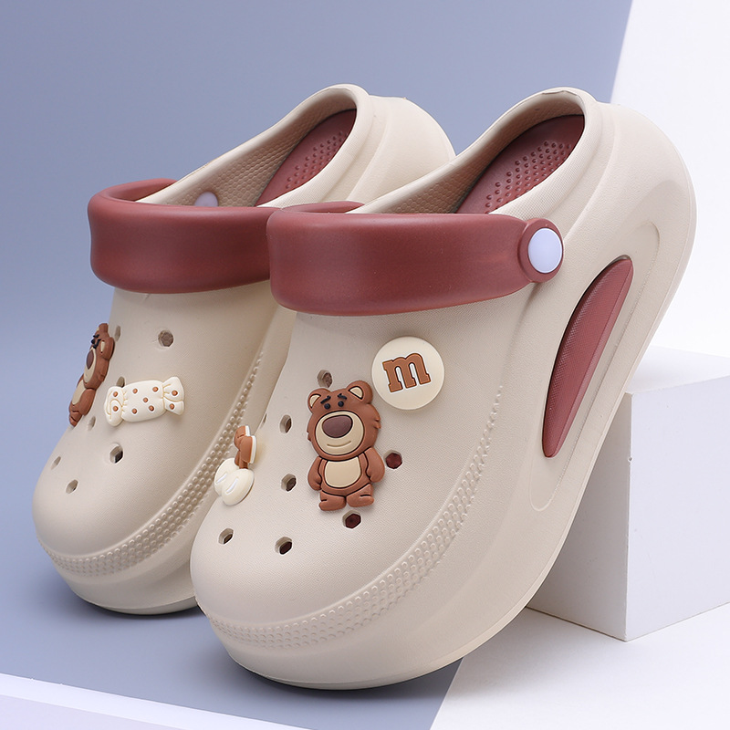 Las mujeres usan zapatos con agujeros de verano, dos pares de ropa, suela gruesa, sandalias y zapatillas de playa antideslizantes de alta calidad eva para hombres