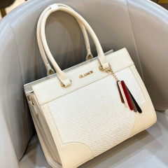 Handbagは斜めにハンドバッグにまたがって、女性の新商品が流行しています。