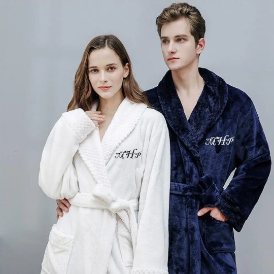 Etsy Hot Selling Personalized Embroidered Autumn and Winter Flannel Pajamas for Men and Women Couples Coral Velvet Pajamas Bathrobes Home Clothes Plus