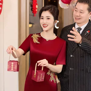 xxnz6667婚礼妈妈礼服结婚红色喜服2026夏新款喜婆婆婚宴装连衣裙