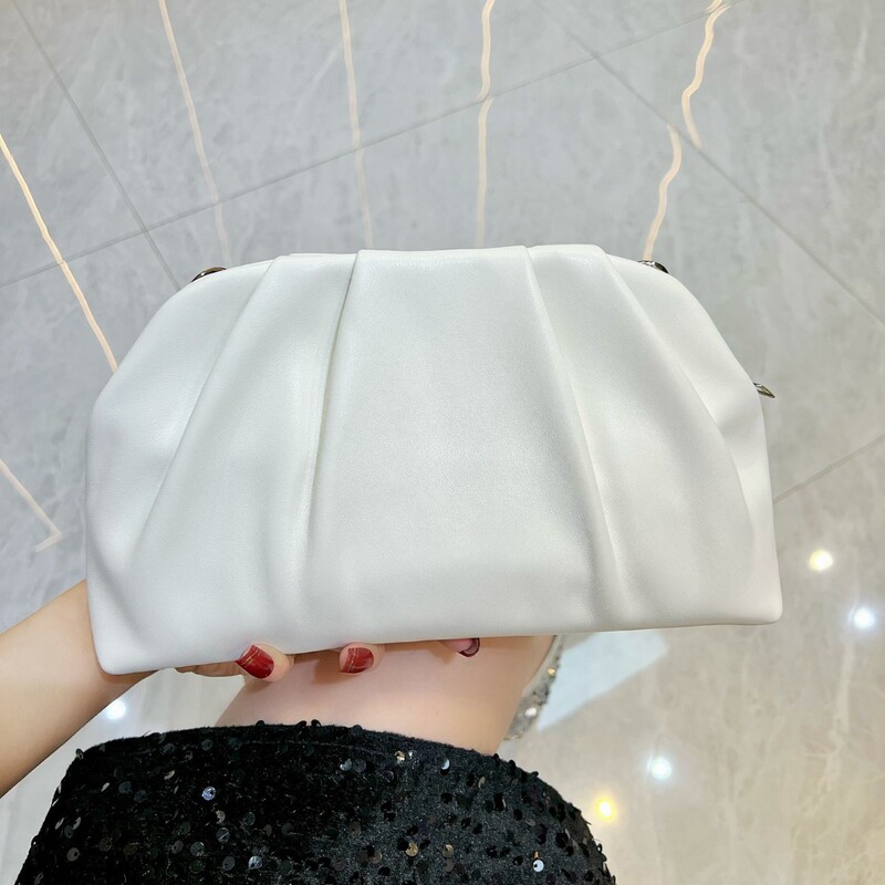 Luxury handbag  Dinner bag Evening bag Shiny features Perfect for all occasions