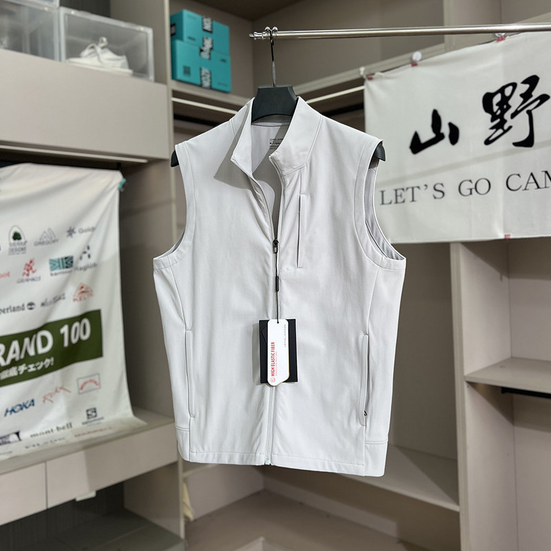 Lightweight and versatile, 3D tailoring, new spring and autumn men's stand-up collar outdoor sports high-elastic casual vest