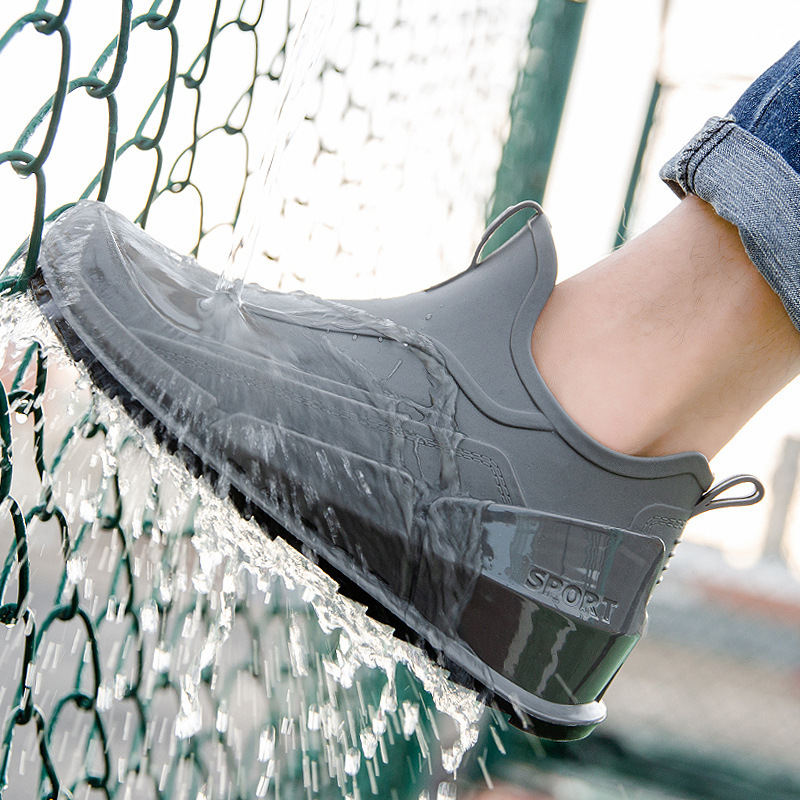 Cross-border Korean version of rain shoes men's short tube fashion outdoor waterproof shoes car wash fishing rubber shoes non-slip lightweight overshoes wholesale