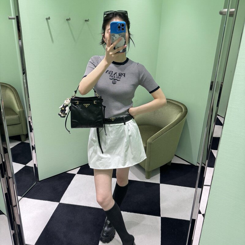Nanyou High-End Version Spring/Summer New Letter Jacquard Striped Knit Short-Sleeve Top with Iconic Letter Jacquard on the Chest Nanyou High-End Version Spring/Summer New Letter Jacquard Striped Knit Short-Sleeve Top with Iconic Letter Jacquard on the Chest