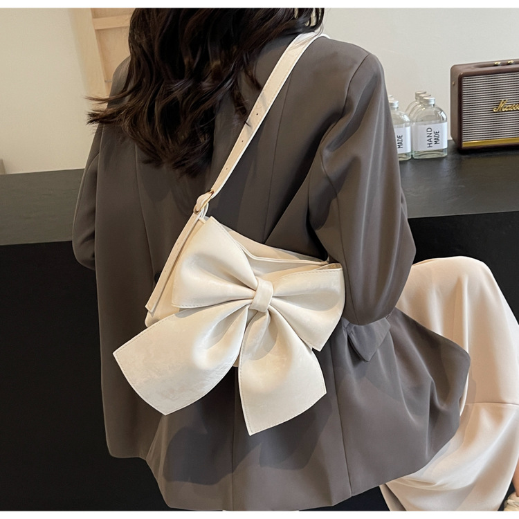 Women's Medium Pu Leather Bow Knot Elegant Square Zipper Crossbody Bag display picture 37