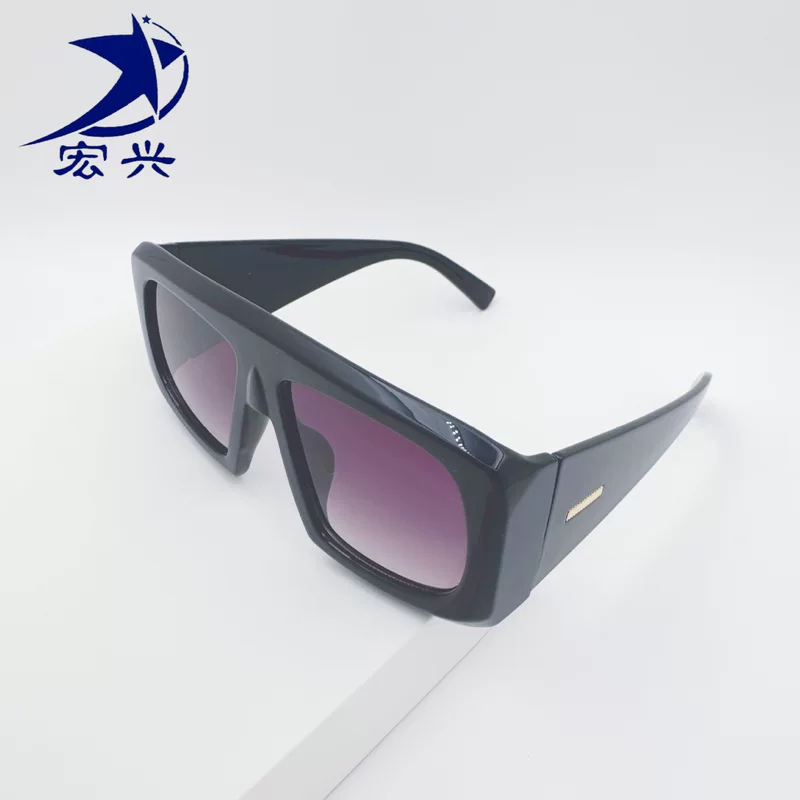 Retro square sunglasses, UV protection, custom-made