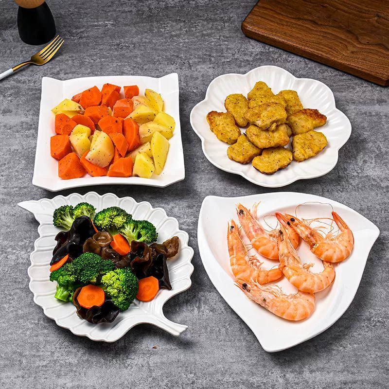 Чистая белая керамическая тарелка комбинированный набор креативная домашняя неправильная неправильная китайская тарелка странная тарелка