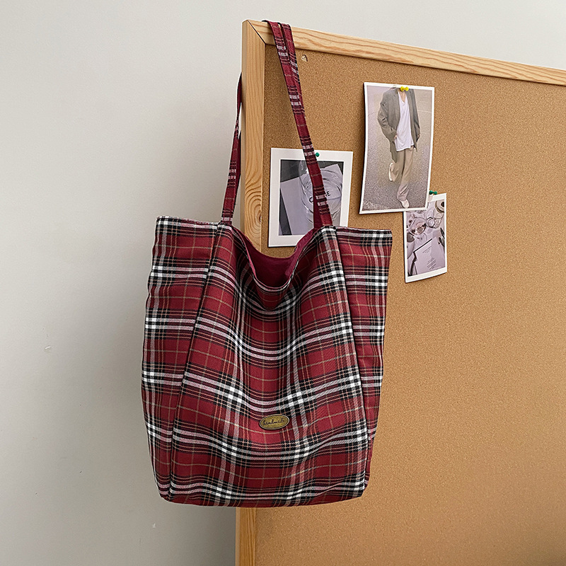 Bolsa de brazo de moda retrógrada con patrón de leopardo para mujeres otoño y invierno 2024 nueva gran capacidad de viaje al trabajo bolso de hombro para mujeres bolso de mano