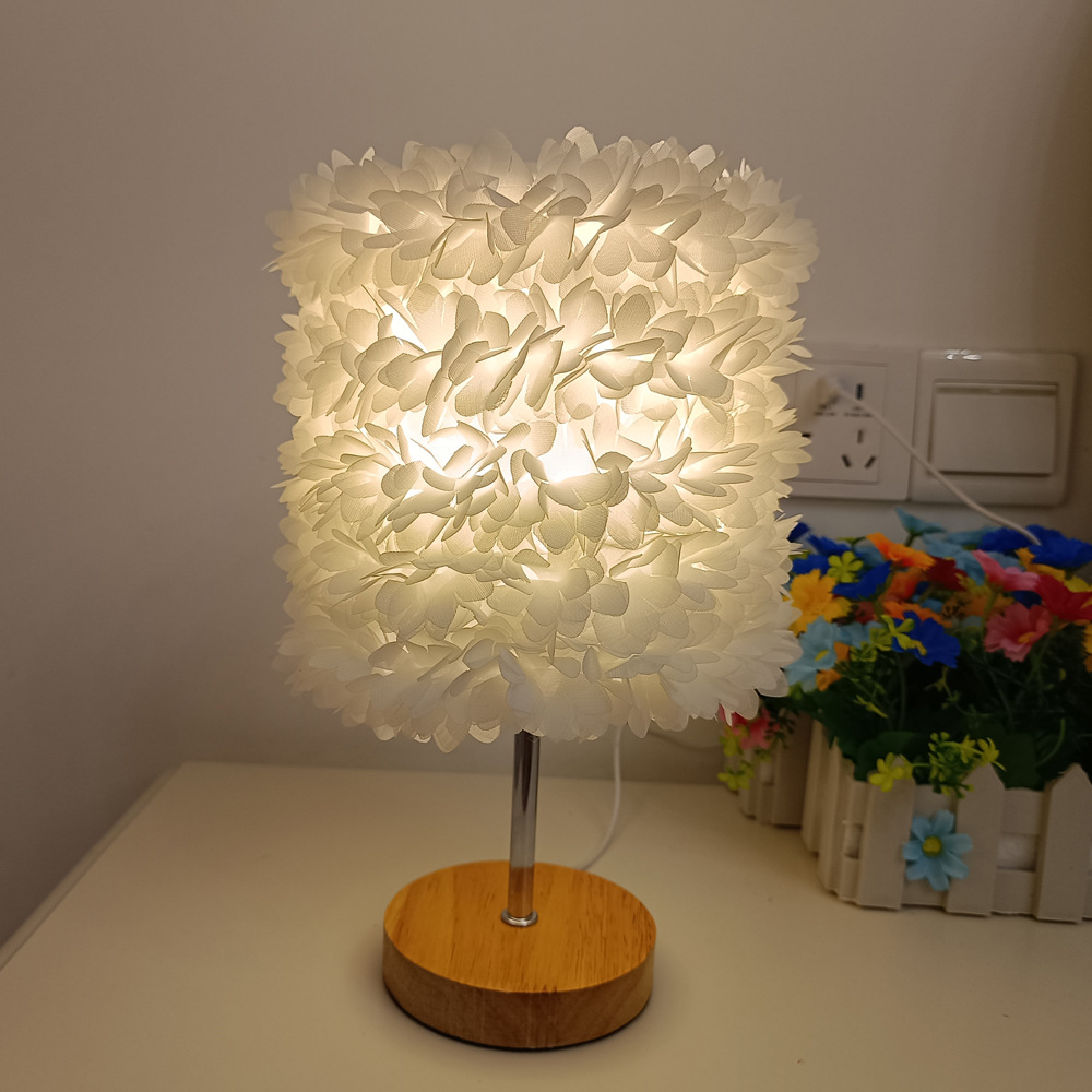 European and American three-dimensional fabric straight tube table lamp USB button three-color dimming white fuchsia simple decorative bedside table lamp
