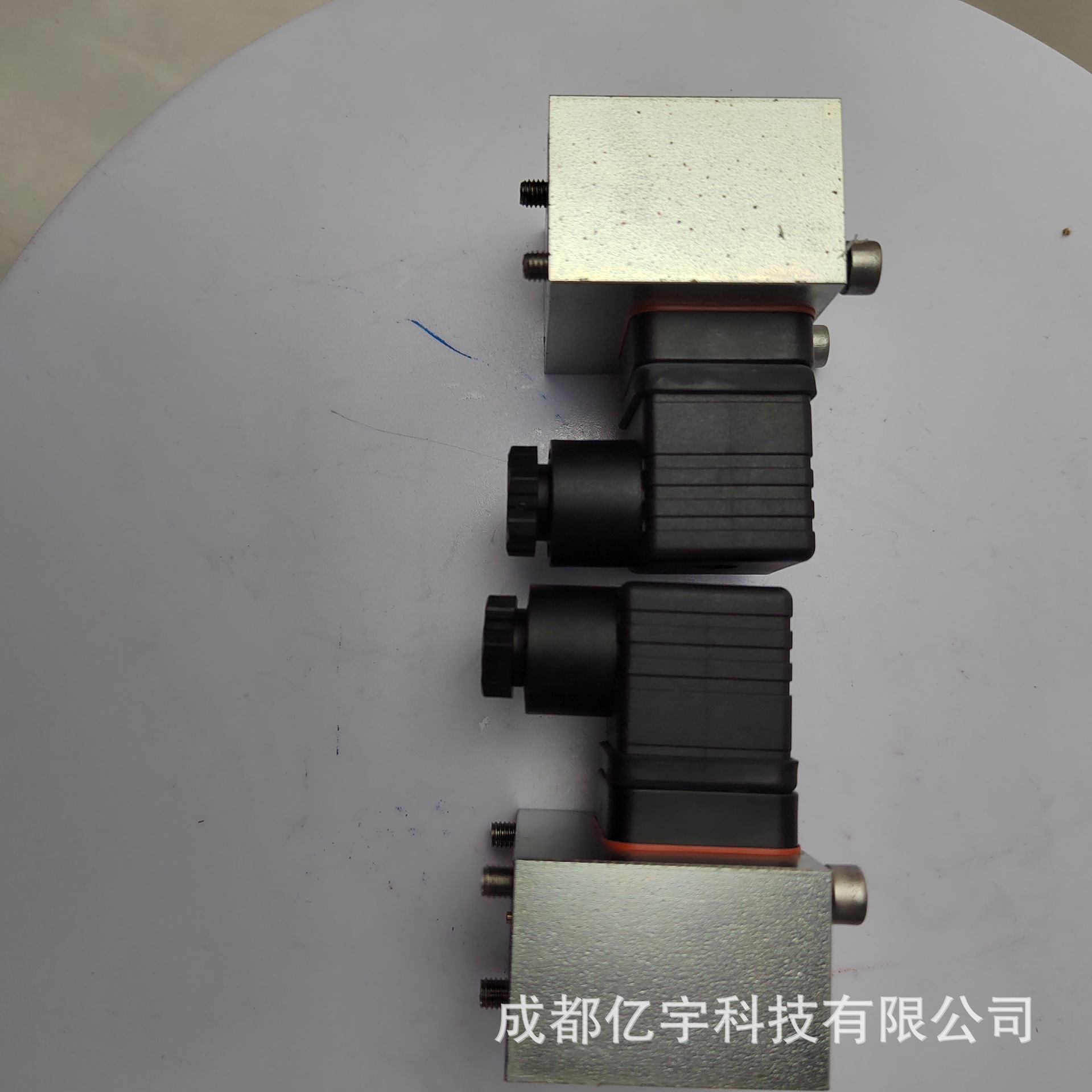 德国哈威多路阀用电磁铁7709 050/HS 哈威大量现货